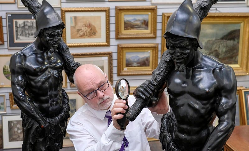 This picture shows expert David Brookes who says he has never seen anything like the Conquistadors in his 35 years of valuing antiques. #NorthNewsAndPictures/2daymedia