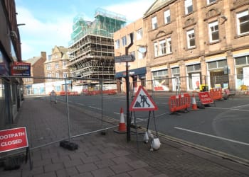 Victoria Viaduct closed due to unsafe building