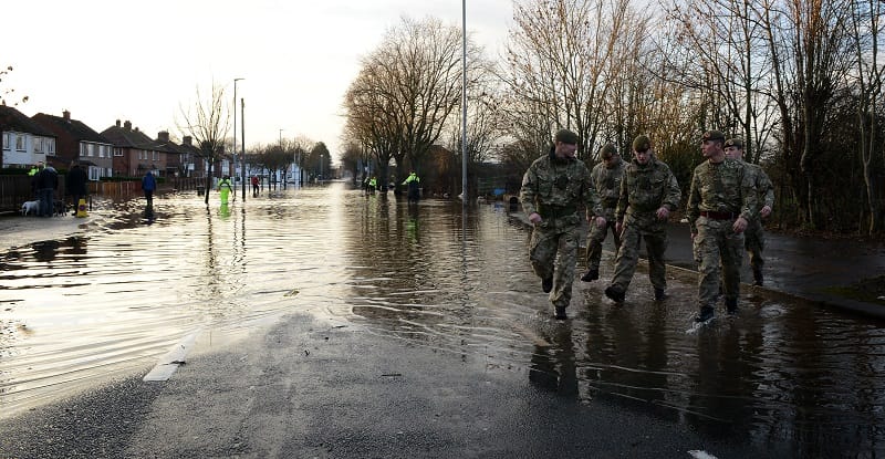 Soldiers of the Duke of Lancaster’s Regiment assisting in Carlisle during the 2015 floods.