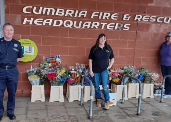 Bloomin’ marvellous – fire crew delivers flowers to local care homes