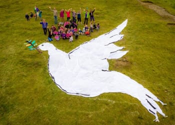 Braithwaite school children fly high with contemporary art project