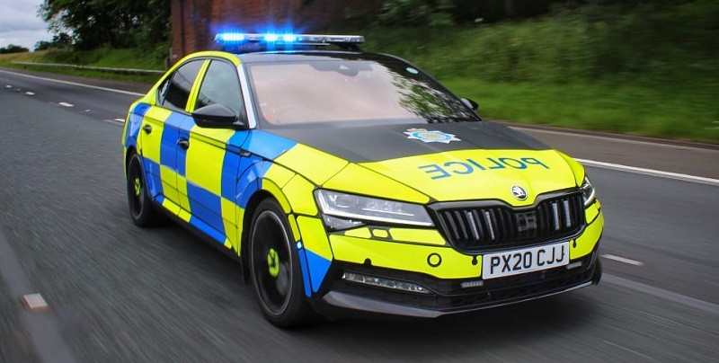 A590 closed after two vehicle crash cumbriacrack