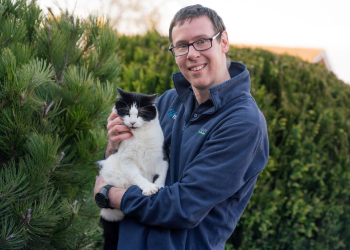 Homeless cat Basil saved by good Samaritans