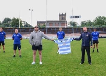 Rugby rivalries set aside to raise £10,000 for mental health ward
