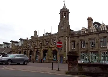 Man, 21, seriously injured in Carlisle attack