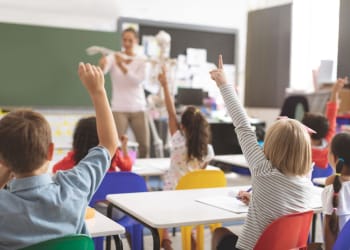 Teaching unions call for primary schools to close