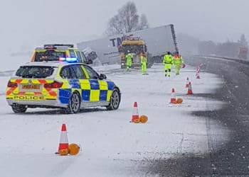 M6 southbound lanes reopened after lorry jack-knifed