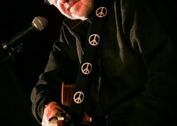 Folk legend to play Lakes gig for homeless charity