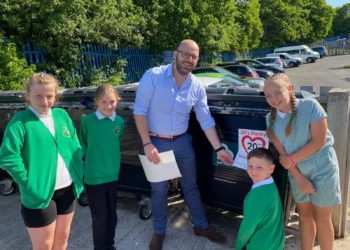 Simon Fell MP with the Year 5 class at Ormsgill Nursery and Primary school