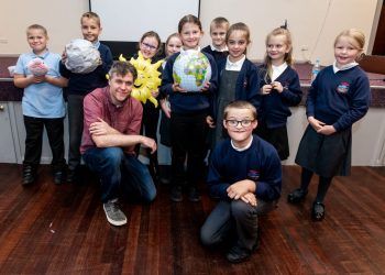 Youngsters’ science lessons go with a bang thanks to Simon Watt and REACT Foundation