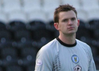 Experienced keeper signs for Carlisle on short-term deal