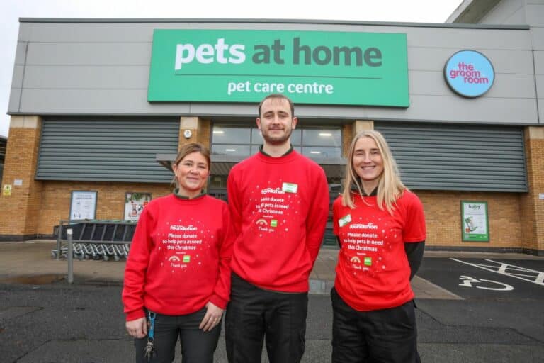 new-look-pets-at-home-in-carlisle-opens-its-doors-cumbriacrack