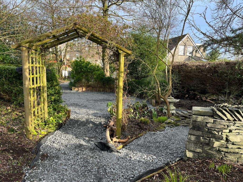 The garden at Heron Hill looked like new!