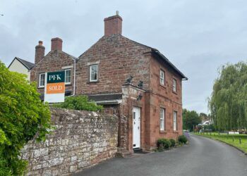 What is important in a confusing property market?