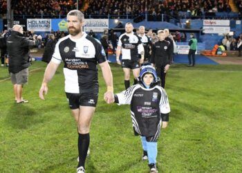 Triumphant return for Cumbria to rugby league arena