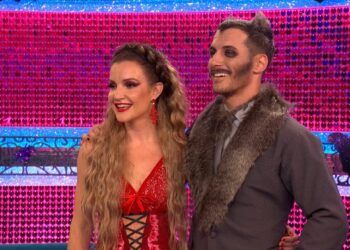 Spook-tacular dance from Helen Skelton sees her tipped for Strictly Come Dancing final