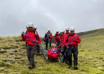 Walker with chest pains rescued by helicopter and supported by retired doctor on Scafell Pike