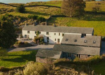 Luxury £2.5 million Lake District home and £100,000 in cash up for grabs in £10 prize draw