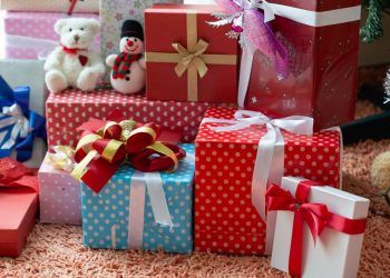 Barrow players spread joy with Christmas gifts for nursing home