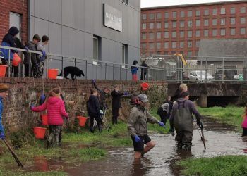 Peter Tyson leads stream clean-up with Scouts