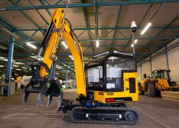Rescue robot to help remove risk to human life in emergencies