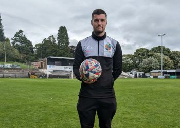Kendal Town boss praises Walney Island side