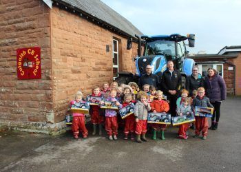 lloyd-ltd-donate-toys-to-primary-school