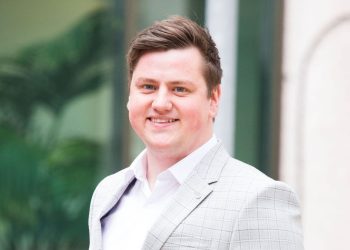 How can hospitality businesses prepare for the Tipping Act 2023