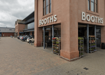 Thieves used Bluetooth earpieces to chat while snatching booze from Penrith Booths